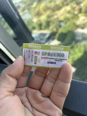 Geneza Bold 300 10ml adhesive bottle labels